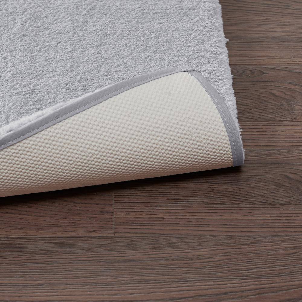 MADISON PARK Signature Marshmallow Grey 20 in. x 30 in. Bath Rug