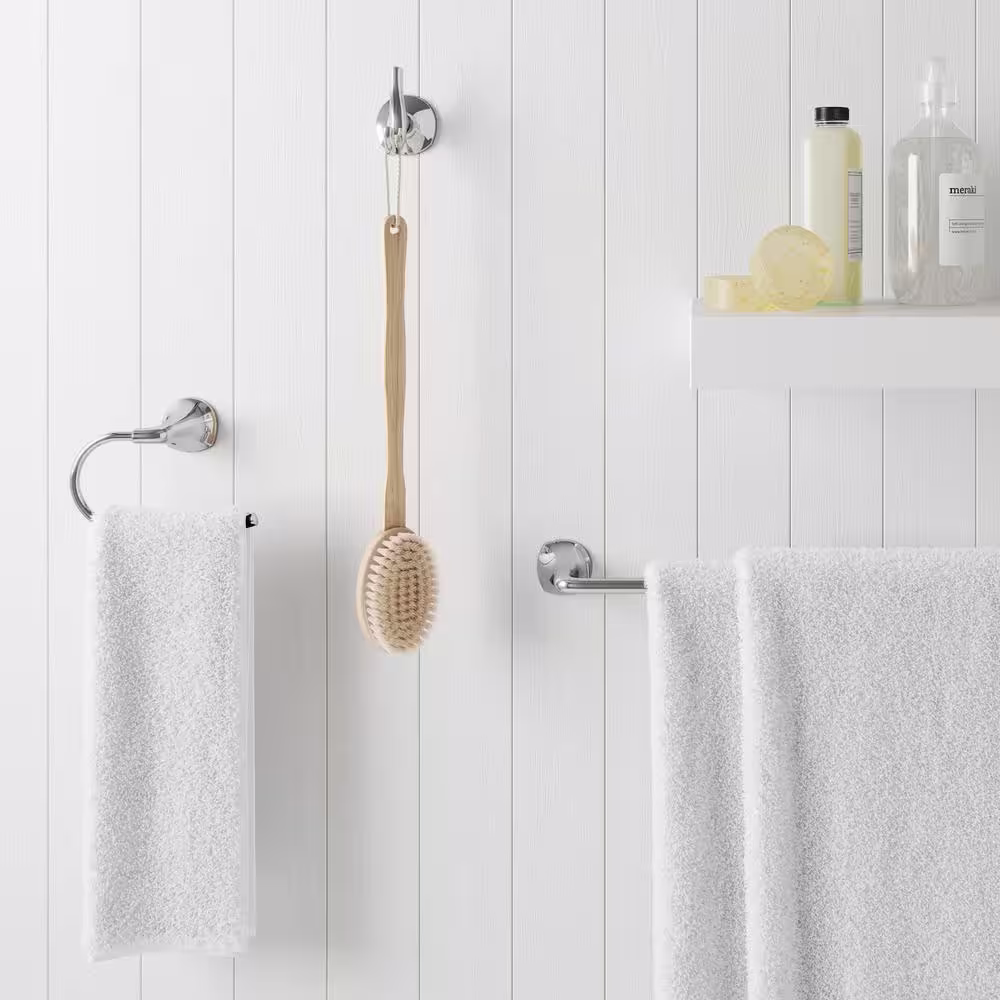 Pfister Ladera 18 in. Towel Bar in Polished Chrome