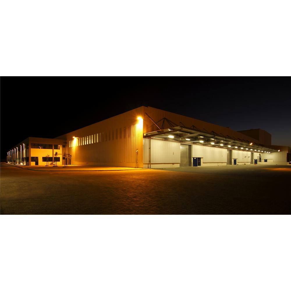 HALCO LIGHTING TECHNOLOGIES 120-Volt to 277-Volt Yoke Mount Line Voltage Bronze Outdoor Integrated LED Large Landscape Flood Light, Daylight 5000K